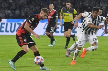 Córdoba, Argentina.- In the photos taken on May 14, 2023, during the match between Talleres and River Plate on date 16 of the Argentine Professional League at the Mario Alberto Kempes Stadium, in the city of Córdoba. Talleres beat River 2-1, with goals from Rodrigo Garro (63 and 73) and added three points, ranking third in the table with 30 points.