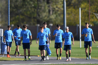 Buenos Aires, Argentina.- En las fotos tomadas el 18 de mayo del 2023, la Selección Sub 20 realizó su última jornada de labores bajo en mando de Javier Mascherano, en el predio 'Lionel Messi' de Ezeiza antes de partir a Santiago del Estero, donde el sábado debutará en el Mundial ante Uzbekistán en el estadio Madre de Ciudades.