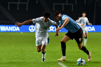 La Plata, Argentina.- In the photos taken on May 22, 2023, during the match between Uruguay and Iraq in a match played at the Estadio Único 'Diego Armando Maradona' in La Plata. Uruguay debuted in the Under 20 World Cup in Argentina with a 4-0 win over Iraq, catapulting it to the top of Group E. Matías Abaldo, Andrés Ferrari, Facundo González and Alan Matturro, scored the goals that gave them the first three points to those directed by Marcelo Broli.