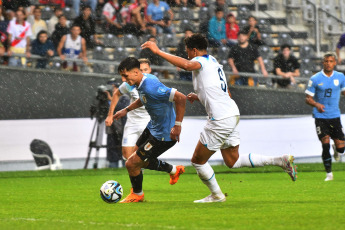 La Plata, Argentina.- In the photos taken on May 25, 2023, during the match between Uruguay and England for the second date of Group E of the Under 20 World Cup, at the La Plata Stadium. The Uruguayan team was defeated by England 2 by 3. With this victory, England finished signing their qualification for the round of 16.