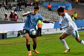 La Plata, Argentina.- In the photos taken on May 22, 2023, during the match between Uruguay and Iraq in a match played at the Estadio Único 'Diego Armando Maradona' in La Plata. Uruguay debuted in the Under 20 World Cup in Argentina with a 4-0 win over Iraq, catapulting it to the top of Group E. Matías Abaldo, Andrés Ferrari, Facundo González and Alan Matturro, scored the goals that gave them the first three points to those directed by Marcelo Broli.