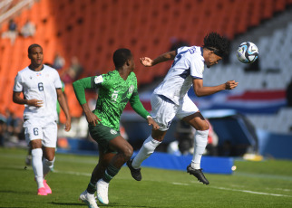 Mendoza, Argentina.- En las fotos tomadas el 23 de mayo del 2023, durante el partido entre República Dominicana y Nigeria en el estadio Malvinas Argentinas de la ciudad de Mendoza. La selección sub-20 de República Dominicana perdió 2-1 ante Nigeria. Nigeria suma así sus primeros tres puntos en el grupo D de este Mundial Sub-20.