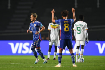 La Plata, Argentina.- In the photos taken on May 21, 2023, during the match between Japan and Senegal in a match for Group C of the U-20 World Cup that is being held in Argentina at the Diego Armando Maradona stadium. Japan defeated Senegal 1-0 on Sunday, with a goal from Kuryu Matsuki 15 minutes into the first half.