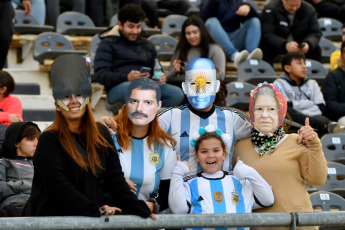 La Plata, Argentina.- En las fotos tomadas el 28 de mayo del 2023, durante el partido entre Irak e Inglaterra por la Jornada 3 de la Fase de Grupos del Mundial Sub-20 en el estadio Diego Armando Maradona. Irak e Inglaterra igualaron 0-0, consolidando a los ingleses como líderes (con 7 puntos), mientras que los iraquíes quedaron eliminados.