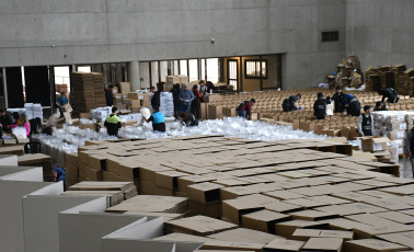 Córdoba, Argentina.- In the photos taken on June 20, 2023, the Electoral Justice of Córdoba advances in the logistical preparation and designs the operation for the assembly of ballot boxes for the gubernatorial elections next Sunday, in which the successor to Juan Schiaretti and who has Martín Llaryora (We Do United for Córdoba) and Luis Juez (Together for Change) as favorites. In addition, authorities will be elected in 227 communes and municipalities, which decided to stick their elections to the provincial elections.