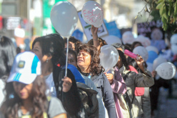 Jujuy, Argentina.- En las fotos tomadas el 26 de junio del 2023, estatales retoman medidas de fuerza y comunidades originarias mantienen los cortes de ruta. En el marco de las denuncias recibidas en las visitas realizadas a Jujuy la semana pasada, la Secretaría de Derechos Humanos de la Nación pidió a la justicia federal que inicie una investigación penal de forma urgente sobre el accionar de las fuerzas de seguridad provinciales en la feroz represión contra manifestantes.