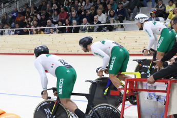 San Juan, Argentina.- In the photos taken on June 15, 2023, athletes compete in the Pan American Track Cycling Championship at the new Vicente Alejo Chancay Velodrome, in Pocito, which was enabled for the development of the competition in which they participate. 190 runners from 19 countries. 6,000 fans watch the women's and men's competitions that take place on its wooden track.