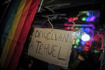 Buenos Aires, Argentina.- En las fotos tomadas el 28 de junio del 2023, argentinos participan de una marcha y distintas actividades para celebrar la diversidad en el Día del Orgullo en Buenos Aires. Se celebra el Día Internacional del Orgullo LGBTTIQ+ para fomentar la tolerancia e igualdad entre las personas, sea cual fuere su orientación sexual, en conmemoración de los disturbios de Stonewall (Nueva York, EE.UU.) desatados el 28 de junio de 1969, que marcaron el inicio del movimiento de liberación homosexual.