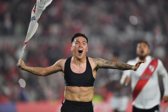 Buenos Aires, Argentina.- En las fotos tomadas el 7 de junio del 2023, durante el partido entre River Plate y Fluminense en el Estadio Monumental por la jornada 5 del grupo D de la Copa Libertadores. River, se mantiene en la lucha para avanzar a los octavos de final de la Copa Libertadores luego de ganar por 2-0 a Fluminense y escalar al segundo lugar del grupo D.