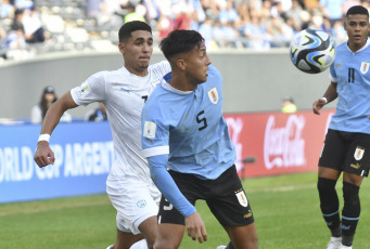 La Plata, Argentina.- In the photos taken on June 8, 2023, during the match between Uruguay and Israel at the Estadio Único Diego Armando Maradona. The Uruguayan team qualified this Thursday for the final of the U-20 World Cup after beating Israel 1-0 with a goal from Anderson Duarte. The Uruguayan National Team will face Italy in the final.