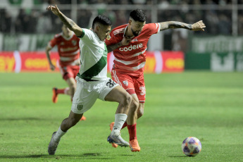 Buenos Aires, Argentina.- In the photos taken on June 12, 2023, during the match between River and Banfield for matchday 20 of the Argentine Professional League at the Florencio Solá Stadium. River beat Banfield 4-1 as a visitor. For Banfield the goal was scored by Milton Giménez (at 40 minutes). For River, the goals were scored by Lucas Beltrán (at 6, 48 minutes), Pablo Solari (at 21 minutes) and Salomón Rondón (at 94 minutes). On the next date, River will face the Institute, while Banfield will have Belgrano as a rival.