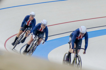 San Juan, Argentina.- In the photos taken on June 15, 2023, athletes compete in the Pan American Track Cycling Championship at the new Vicente Alejo Chancay Velodrome, in Pocito, which was enabled for the development of the competition in which they participate. 190 runners from 19 countries. 6,000 fans watch the women's and men's competitions that take place on its wooden track.