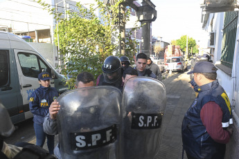 Buenos Aires, Argentina.- In the photos taken on June 15, 2023, Fernando André Sabag Montiel and Brenda Uliarte, the two accused of the attempted murder of Vice President Cristina Kirchne, during the oral trial in which they were sentenced to a year in prison suspended as co-perpetrators of the crime of illegal possession of another's National Identity Document (DNI), which was found during the raids carried out within the framework of the investigation into the attack on Cristina Fernández de Kirchner.