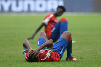 Santiago del Estero, Argentina.- In the photos taken on June 1, 2023, during the match between Uruguay and Gambia for the round of 16 of the U-20 World Cup at the Madre de Ciudades stadium in Santiago del Estero (north). Uruguay beat Gambia 1-0 with Anderson Duarte's goal (65) and advanced to the quarterfinals of the ecumenical tournament, where they will face the United States.