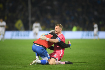 Mendoza, Argentina.- En las fotos tomadas el 22 de junio del 2023, durante el partido entre Boca Juniors y Godoy Cruz por la fecha 21 del torneo de la Liga Profesional en el estadio Malvinas Argentinas, de Mendoza. Godoy Cruz logró un histórico triunfo por 4 a 0 ante Boca Juniors, que deambula en mitad de tabla de la Liga Profesional. El elenco que dirige Jorge Almirón sumó su tercer partido sin victorias como visitante.