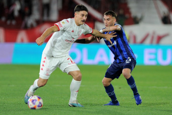 Tucuman, Argentina.- In the photos taken on July 6, 2023, during the match between Atlético Tucumán and Huracán for date 23 of the 2023 Professional League tournament at the Monumental Presidente José Fierro stadium. Atlético Tucumán defeated Huracán 1-0 with a goal by Marcelo Estigarribia 20 minutes into the second half.