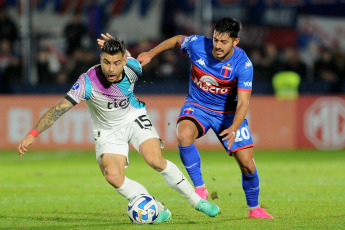 Buenos Aires, Argentina.- In the photos taken on July 20, 2023, during the match between Libertad and Tigre for the Copa Sudamericana at the José Dellagiovanna Stadium, located in San Fernando, Province of Buenos Aires. With a goal from Alexander Barboza, Libertad beat Tigre 1-0, in the second leg of the 2023 Copa Sudamericana playoffs. With this result, the Paraguayan team advanced to the next stage of the continental tournament.