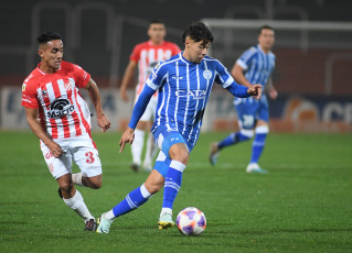 Mendoza, Argentina.- In the photos taken on July 30, 2023, during the match between Instituto de Córdoba and Godoy Cruz in the match valid for the 27th. date that marked the end of the Professional Football League, at the Malvinas Argentinas stadium. Godoy Cruz de Mendoza thrashed Instituto 4-2. Godoy Cruz will debut in zone B of the Professional League Cup against Defensa y Justicia, in Florencio Varela, while Instituto will visit Arsenal in zone A.