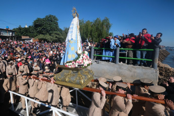 Corrientes, Argentina.- In the photos taken on July 16, 2023, the nautical procession was carried out along the Paraná River, which includes the meeting of the images of the virgins of Itatí with that of Caacupé, from Paraguay, in the frame of the 123rd anniversary of the pontifical coronation of the Virgin of Itatí. More than 300,000 people participated in the event with the motto “With María de Itatí, we learn to listen, discern and mission”. Itatí comes from the Guarani words "itá morotí", which means "stone tip" and its abbreviation gives rise to the name.