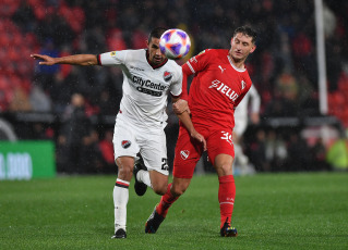 Buenos Aires, Argentina.- In the photos taken on July 11, 2023, during the match between Independiental and Newell's at the Libertadores de América Stadium, closing date 24 of the Professional League. Independiente lost 2-0 with Newell's and failed to leave the bottom of the Argentine Professional League table.