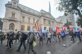 Jujuy, Argentina.- In the photos taken on July 13, 2023, teacher unions and other state sectors of Jujuy, grouped in the Intergremial and the Multisectoral, mobilized in rejection of the constitutional reform in the framework of a 24-hour strike and to demand the release of those detained by the police during the protests. The tension revived in Jujuy with at least 13 people arrested, linked by the local Justice with incidents in a Deliberative Council and with the attempted fire and seizure of the provincial Legislature that occurred on June 20.