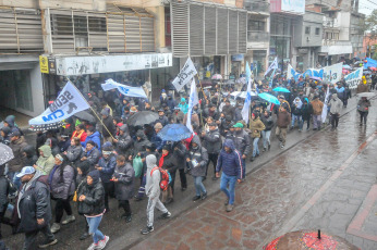 Jujuy, Argentina.- In the photos taken on July 13, 2023, teacher unions and other state sectors of Jujuy, grouped in the Intergremial and the Multisectoral, mobilized in rejection of the constitutional reform in the framework of a 24-hour strike and to demand the release of those detained by the police during the protests. The tension revived in Jujuy with at least 13 people arrested, linked by the local Justice with incidents in a Deliberative Council and with the attempted fire and seizure of the provincial Legislature that occurred on June 20.