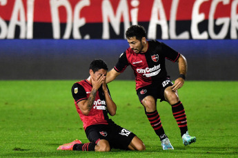 Rosario, Argentina.- In the photos taken on July 3, 2023, during the match between Newell's and Gimnasia at the Marcelo Bielsa Stadium, at the close of date 22 of the Argentine Professional League. Newell's tied 2-2 with Gimnasia. Gimnasia scored through Benjamín Domínguez and Cristian Tarragona. While Newell's scored a goal from Guillermo Ortíz and tied with Lisandro Montenegro.