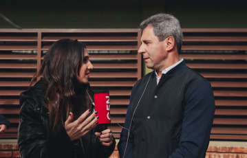 San Juan, Argentina.- En las fotos tomadas el 3 de julio del 2023, el gobernador de San Juan, Sergio Uñac, emite su voto durante las elecciones locales en San Juan. Uñac, reconoció la derrota del oficialismo en las elecciones locales, felicitó a quien será su sucesor y consideró que “hay un proceso de 20 años de peronismo” en la provincia que se debe “reestructurar”.