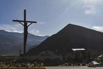 Mendoza, Argentina.- En las fotos tomadas el 12 de julio del 2023, muestra postales de la ciudad de Mendoza en medio de las vacaciones de invierno. La temporada de invierno promete buenos números para Argentina. Desde el Ministerio de Turismo estiman que se movilizarán 5,5 millones de personas alrededor del país que, junto con los extranjeros, sumarán un total de 7 millones de turistas.