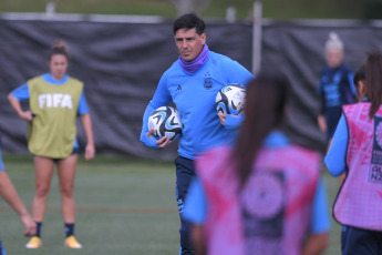 Auckland, New Zealand.- In the photos taken on July 18, 2023, the players of the Argentine National Team during their first open training session at Michael Ave's Reserve in Ellerslie, in Auckland. The Italian National Team is Argentina's first rival. After a great football crisis, the European team is recovering the level of its golden age and that is what those led by Germán Portanova will have to face.