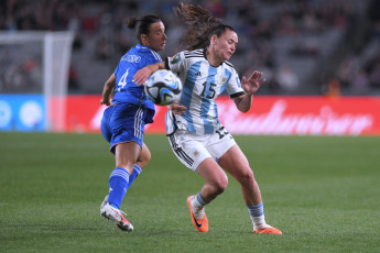 Auckland, New Zealand.- In the photos taken on July 24, 2023, during the match between Italy and Argentina in the FIFA Women's World Cup, valid for Group G at the Eden Park stadium in Auckland, New Zealand. Italy defeated Argentina 1-0 on Monday with a goal late in the intensely contested game.