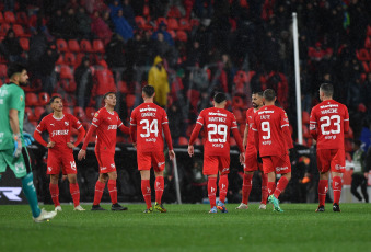 Buenos Aires, Argentina.- In the photos taken on July 11, 2023, during the match between Independiental and Newell's at the Libertadores de América Stadium, closing date 24 of the Professional League. Independiente lost 2-0 with Newell's and failed to leave the bottom of the Argentine Professional League table.