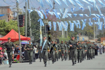 Jujuy, Argentina.- En las fotos tomadas el 23 de agosto del 2023, durante la conmemoración del Éxodo Jujeño de 1812 con actos que exaltaron la heroicidad de su pueblo. La fecha, conmemora el accionar del pueblo jujeño que recibió la orden de abandonar sus hogares, sus pertenencias y dejar tierra arrasada al enemigo.