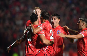 Buenos Aires, Argentina.- In the photos taken on August 1, 2023, during the match between Argentinos Juniors and Fluminense of Brazil in a first leg of the round of 16 of the Copa Libertadores de América at the Diego Armando Maradona stadium. The match ended 1-1, so it will be decided in Rio de Janeiro next Tuesday.