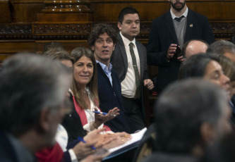 Buenos Aires - In the photo taken on September 13, 2023, the president of the General Legislation Committee, Daniel Bensusán, during the debate of the bill that reforms the Rent Law, which obtained today the opinion of the General Legislation and Budget and Finance Committees and is ready to be debated in a session that could take place next week.