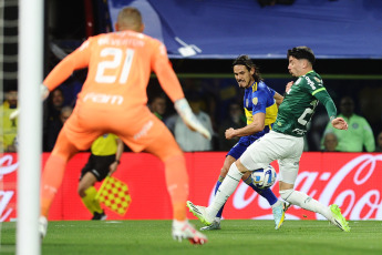 Buenos Aires, Argentina.- In the photos taken on September 28, 2023, during the match between Boca Juniors and Palmeiras in the first leg of the Conmebol Libertadores semifinals played in La Bombonera. Boca tied 0-0 with Palmeiras. Boca will visit Palmeiras next Thursday at the Allianz Parque in search of a ticket to the final of the Conmebol Libertadores.