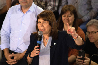 Corrientes, Argentina.- In the photos taken on September 18, 2023, the presidential candidate of Together for Change (JxC), Patricia Bullrich (photo), participates in an event in Corrientes together with the provincial president, Gustavo Valdés, and the elected governor of Chaco, Leandro Zdero, as part of his political tour ahead of the October elections.