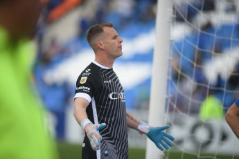 Mendoza, Argentina.- In the photos taken on September 17, 2023, during the match between Godoy Cruz and Belgrano for the fourth round of Zone B of the League Cup at the Malvinas Argentinas Stadium. Godoy Cruz de Mendoza drew goalless with Belgrano de Córdoba in a match marked by violence, as there were incidents inside and outside the stadium. There were shots, gas, running, stones and families crowded in the popular gallery that were moved to the adjacent stalls.