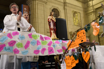 Buenos Aires, Argentina.- In photos taken on September 26, 2023, the Archbishop of Buenos Aires, Monsignor Jorge García Cuerva, celebrated a mass in Plaza Constitución in solidarity with the victims of human trafficking, with the motto "For a society without slaves or excluded". It is a traditional celebration that has been going on for 16 consecutive years and was initially promoted by the then Buenos Aires archbishop Jorge Bergoglio, today Pope Francis.