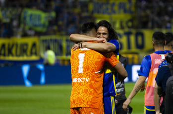 La Rioja, Argentina.- En las fotos tomadas el 10 de septiembre del 2023, durante el partido entre Boca Juniors y Almagro en el estadio Carlos Augusto Mercado Luna de la provincia de La Rioja, en un encuentro válido por los octavos de final de la Copa Argentina. Boca Juniors se impuso 4 a 3 por penales ante Almagro, luego del empate 2 a 2 durante los noventa minutos reglamentarios. En la siguiente ronda, Boca enfrentará a Talleres de Córdoba por un pase a la semifinal.