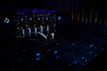 Buenos Aires, Argentina.- En las fotos tomadas el 8 de octubre del 2023, los candidatos Javier Milei, de La Libertad Avanza; Patricia Bullrich, de Juntos por el Cambio; Sergio Massa, de Unión por la Patria; Juan Schiaretti, de Hacemos por Nuestro País; y Myriam Bregman, del Frente de Izquierda Unidad, participaron del segundo debate presidencial que se realizó en la facultad de Derecho de la Universidad de Buenos Aires (UBA). El debate, contó con muchos más cruces y momentos de tensión que el domingo pasado, los candidatos dieron sus discursos de cierre.