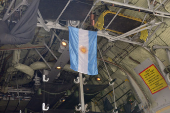 Buenos Aires, Argentina.- In the photos taken on October 10, 2023, the "Hercules" plane departed from the Buenos Aires Air Base to travel to Ben Gurion Airport in Tel Aviv and ensure the repatriation of 713 Argentines so far. . Argentina, Brazil and Colombia send planes to Israel to evacuate their citizens. Colombia is another Latin American country that confirmed that it will send a military plane to Israel for its citizens. While the president of Brazil, Lula da Silva, reported that he sent the first plane for evacuations in Tel Aviv.