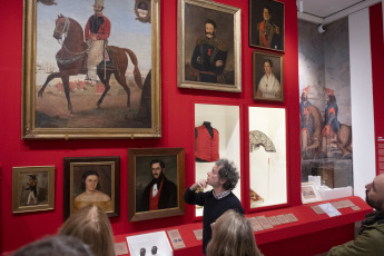 Buenos Aires, Argentina.- En las fotos tomadas el 4 de octubre del 2023, el director del Museo Histórico Nacional Gabriel Di Meglio, inauguró la Nueva exhibición permanente Tiempo de Provincias, lleva por título el nuevo guion curatorial, que le sigue a "Tiempo de Revolución", y que toma de 1820 a 1852 un período que se caracterizó por ser uno de los más violentos de la historia argentina.