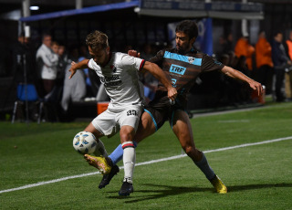 Buenos Aires, Argentina.- In the photos taken on October 30, 2023, during the match between Platense and Newell's at the Ciudad de Vicente López Stadium for the League Cup. Platense and Newell's did not take advantage and tied 0-0. "El Calamar" was one step away from being saved from relegation and occupies a qualifying place for the League Cup playoffs.