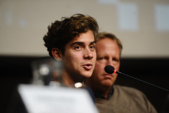 Buenos Aires, Argentina.- In the photos taken on October 4, 2023, the Argentine driver, Franco Colapinto (left), during a press conference held at the headquarters of the Argentine Automobile Club (ACA), in Buenos Aires. Colapinto will debut before the end of the year in Formula 2 and hopes to be able to compete in the run-up to Formula 1 in 2024. The 20-year-old driver, who currently competes in Formula 3 with the Dutch team MP Motorsport, said that he is "invited " to participate in the last F2 test of this year, which takes place on November 26 in Abu Dhabi.