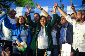 Buenos Aires, Argentina.- In the photos taken on October 19, 2023, the presidential candidate of Together for Change (JxC) Patricia Bullrich (center), closed her campaign in the Buenos Aires municipality of Lomas de Zamora, accompanied by former president Mauricio Macri and the head of the Buenos Aires Government Horacio Rodríguez Larreta, on the last day before the electoral ban with a view to the national elections on Sunday.