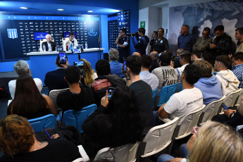 Buenos Aires, Argentina.- In the photos taken on December 18, 2023, Gustavo Costas was presented as technical director of Racing, during a press conference. Costas expressed his hope of "achieving international titles" upon his return to the Avellaneda club, where he will face his third cycle with "an institution changed for the better." "We have to take that leap, I came to take Racing to the top. I think we all have the same objective: leaders, coaching staff, players and fans."