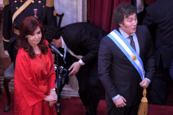 Buenos Aires - Photo taken on December 10, 2023, Javier Milei is sworn in at the Congress. Milei stated that "today a new era begins in Argentina" and "we end a long and sad history of decadence and decline, and begin the path of reconstruction of our country" from the steps of the National Congress, accompanied by Vice President Victoria Villarruel, his appointed officials and members of the foreign delegations, among them the President of Ukraine, Volodimir Zelenski.