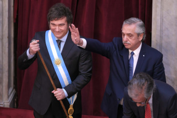 Buenos Aires - Photo taken on December 10, 2023, Javier Milei is sworn in at the Congress. Milei stated that "today a new era begins in Argentina" and "we end a long and sad history of decadence and decline, and begin the path of reconstruction of our country" from the steps of the National Congress, accompanied by Vice President Victoria Villarruel, his appointed officials and members of the foreign delegations, among them the President of Ukraine, Volodimir Zelenski.