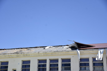 Buenos Aires, Argentina.- In the photos taken on December 22, 2023, a school dependent on the National University of the South (UNS) in Bahía Blanca suffered the roof being blown off like other facilities after the storm that occurred on Saturday last. The reconstruction of Bahía Blanca, hit by the storm that left 13 dead, "will require at least 30,000 million pesos" -Argentine peso-, warned the mayor, Federico Susbielles, when taking stock of the "very serious" situation of the city.